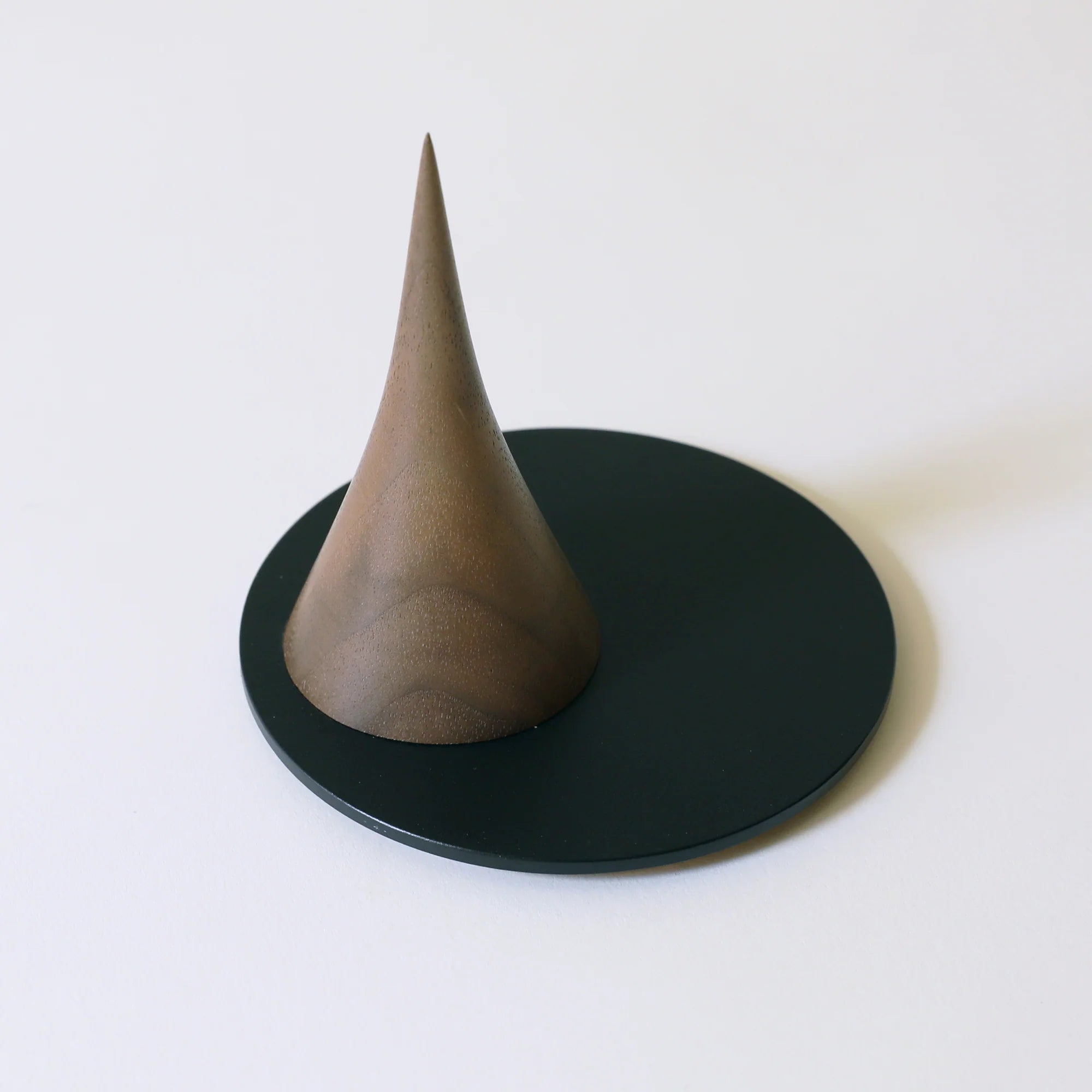 Carmen Ring Holder