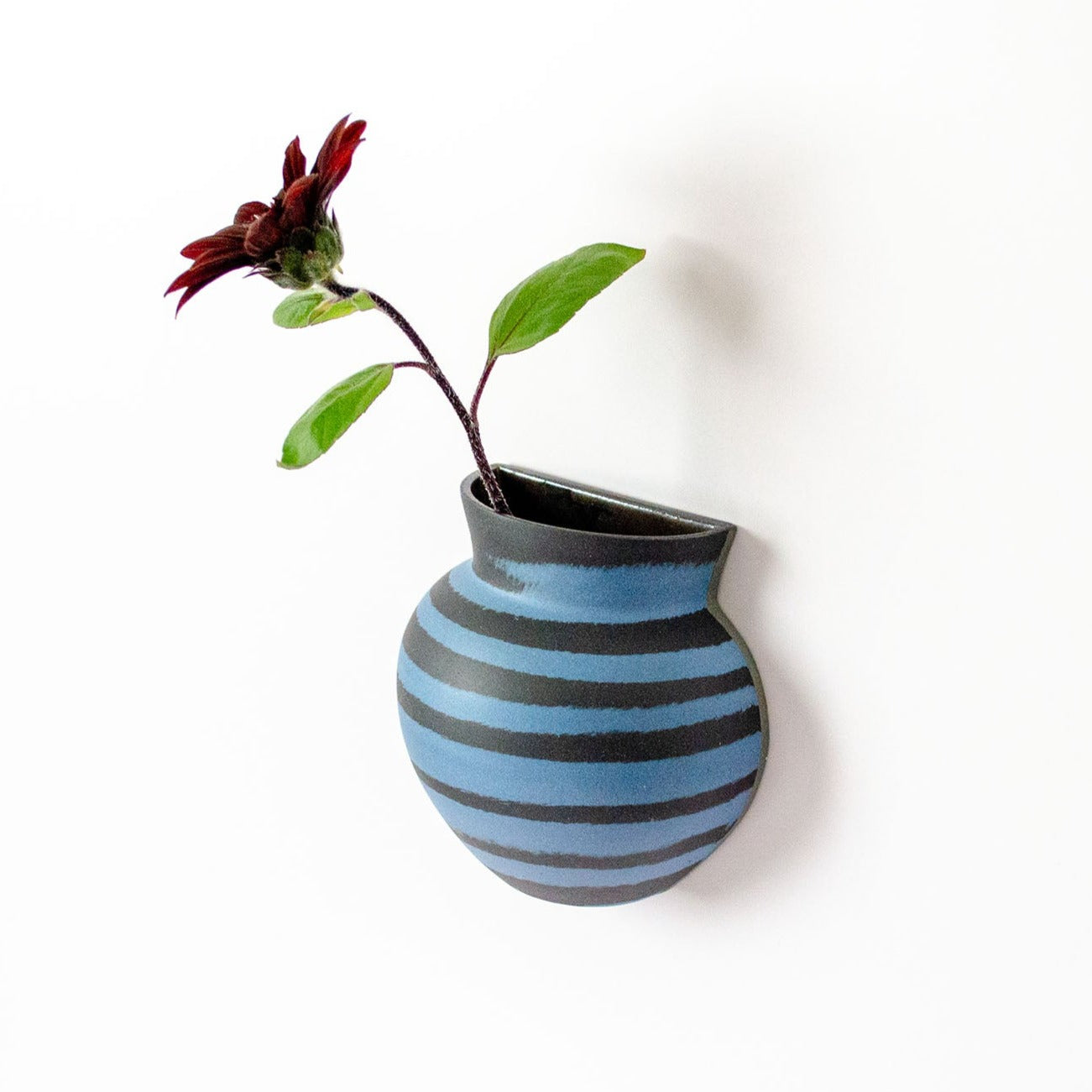 Saori M Wall Hanging Flower Vase