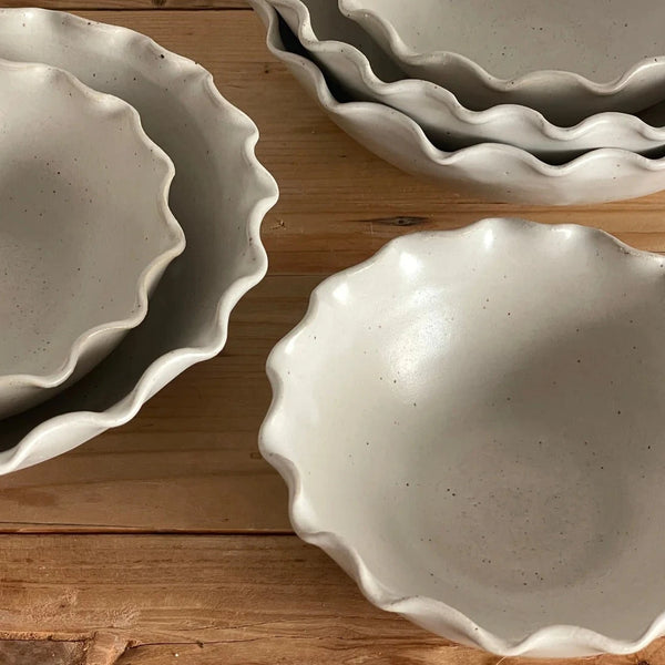 Ruffle Bowl Set