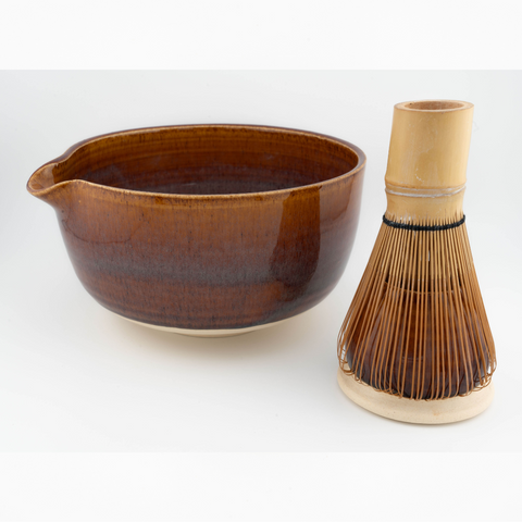 Honey Chawan Matcha Bowl with Whisk Holder