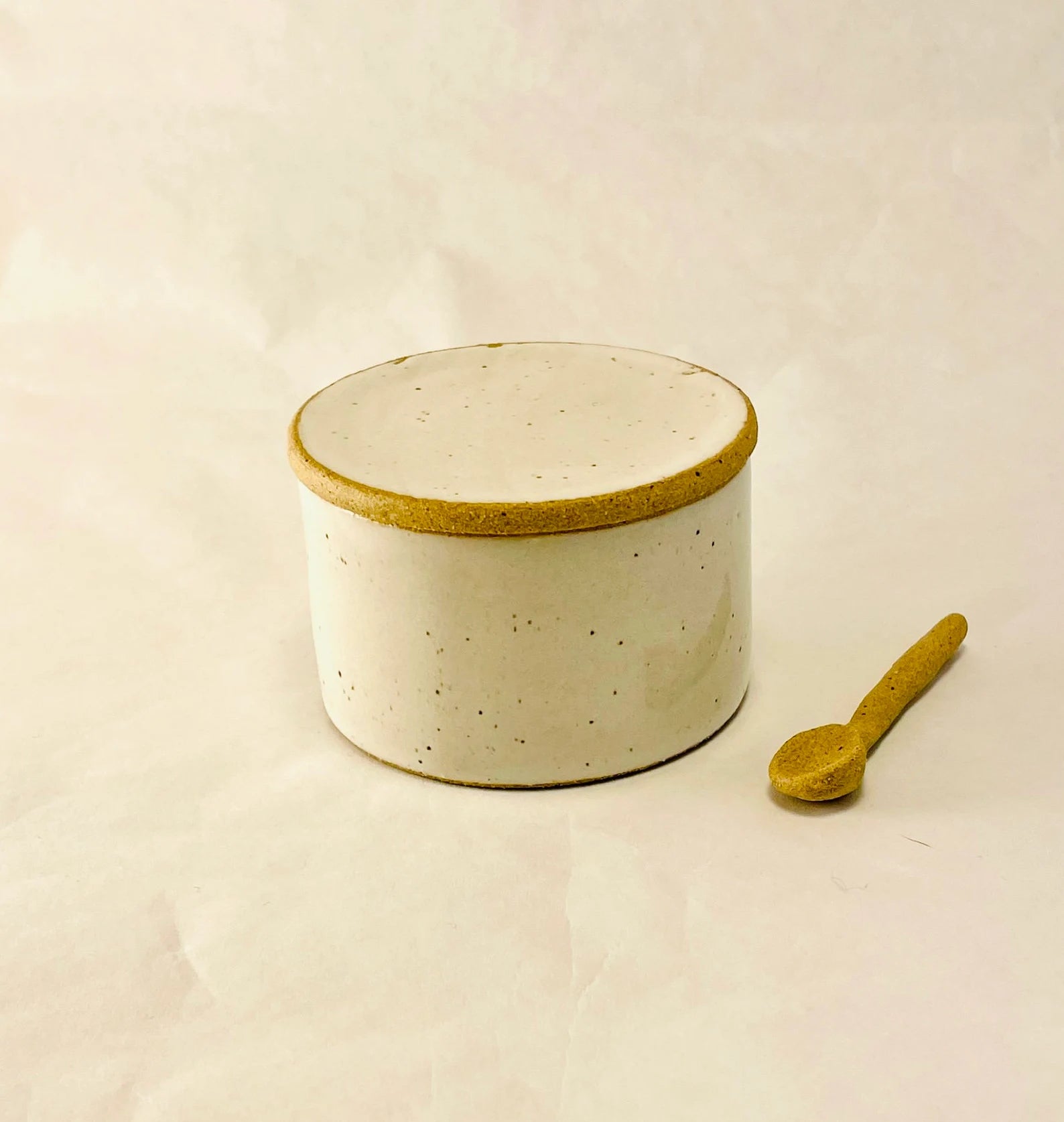 m.bueno Salt Cellar