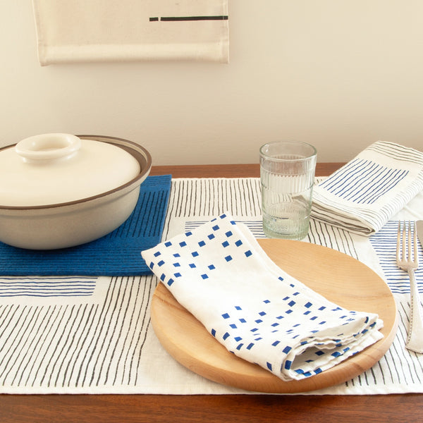 Duo Blau Charcoal on Ivory Table Runner