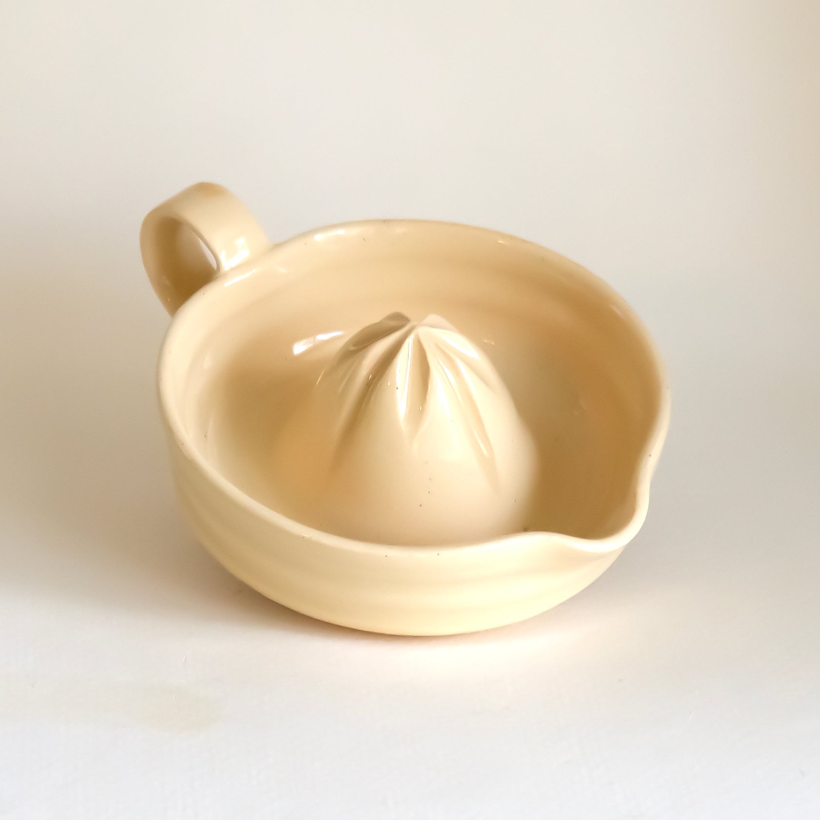Clear Citrus Juicer