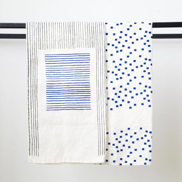 Duo Blau Charcoal on Ivory Linen Napkin