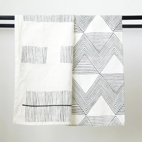 Ploma Charcoal on Ivory Napkin