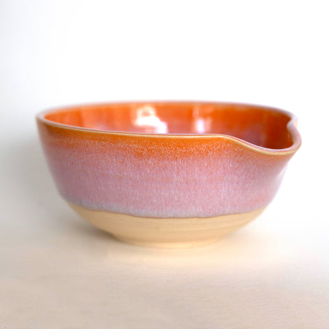 Sunrise Spouted Bowl