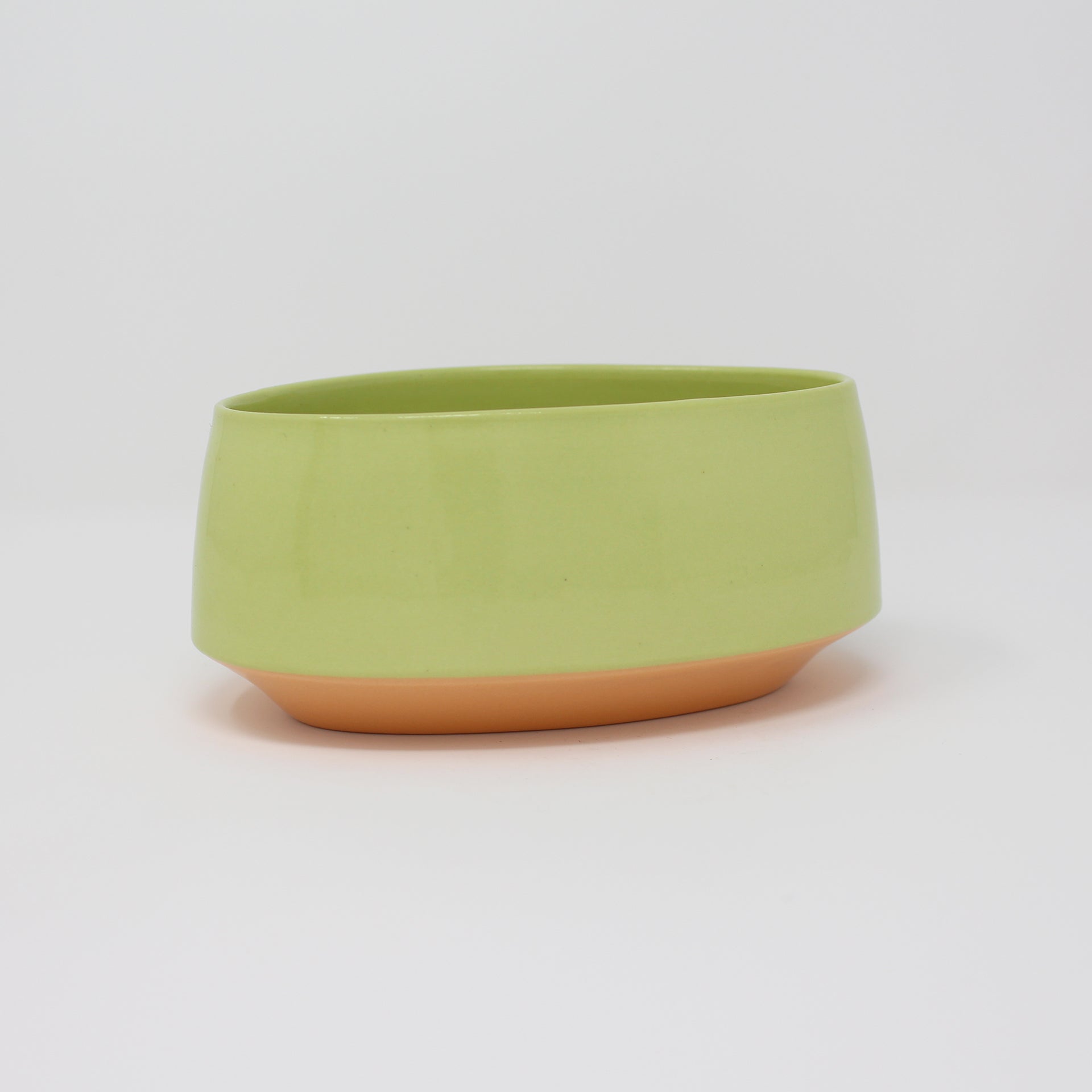 Chartreuse Bottom Curve Place Setting, 4-piece