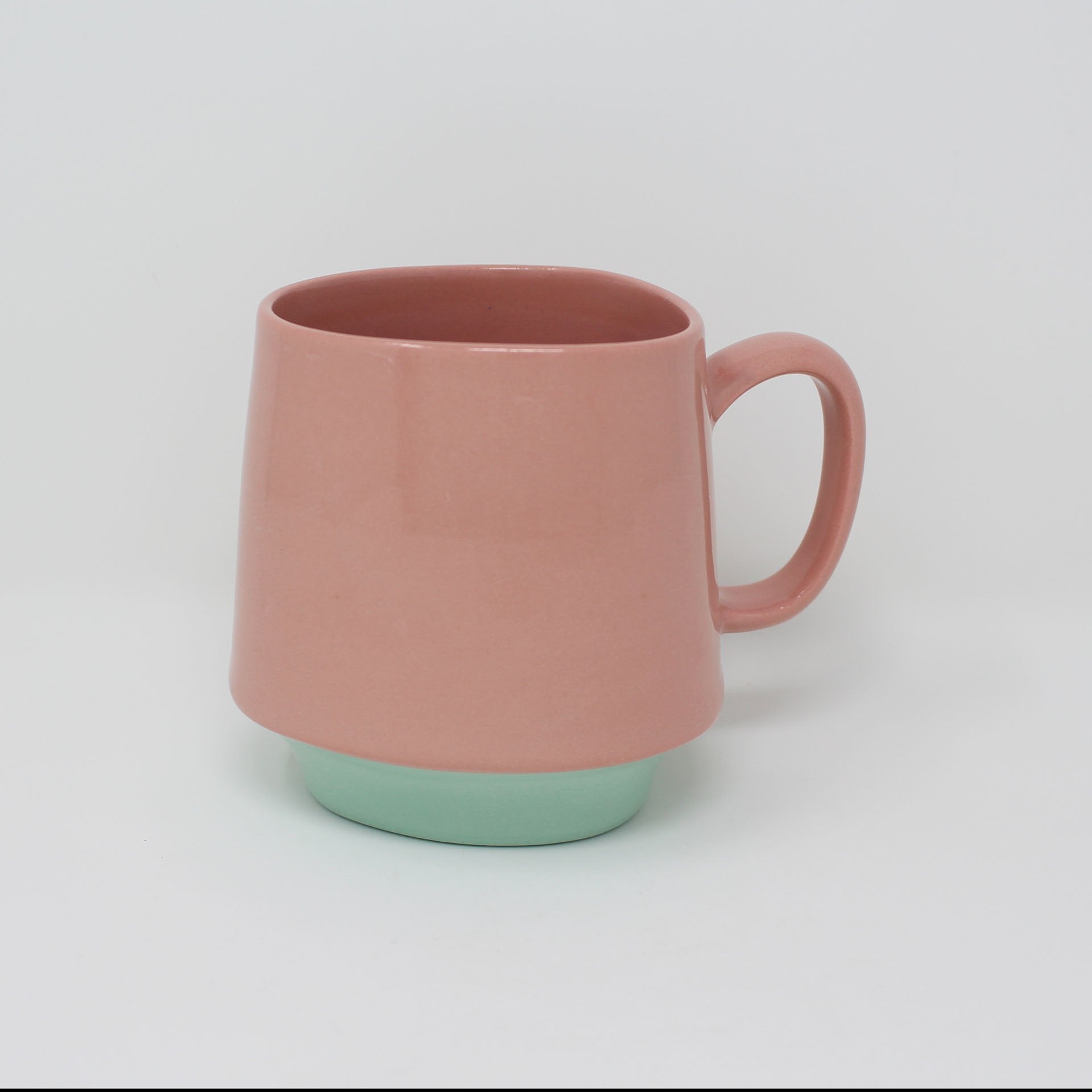 Pink Bermuda Bottom Curve Mug no.3