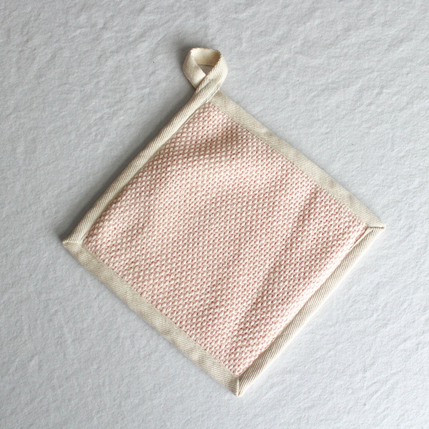 KD Weave Blush Pot Holder