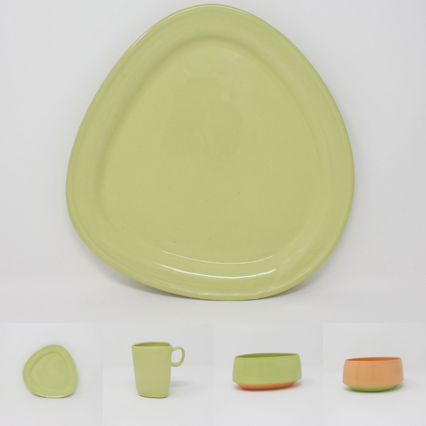 Chartreuse Bottom Curve Place Setting, 4-piece
