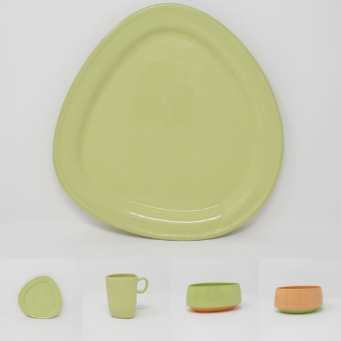 Chartreuse Bottom Curve Place Setting, 4-piece