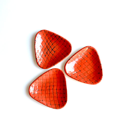 Paprika Triangular Appetizer Plate, Set of 3