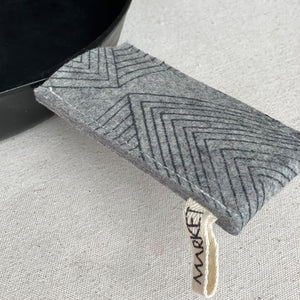 Charcoal Zig Zag Long Pot Holder