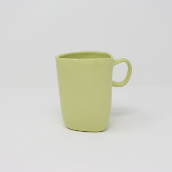 Chartreuse Top Curve Place Setting, 4-piece