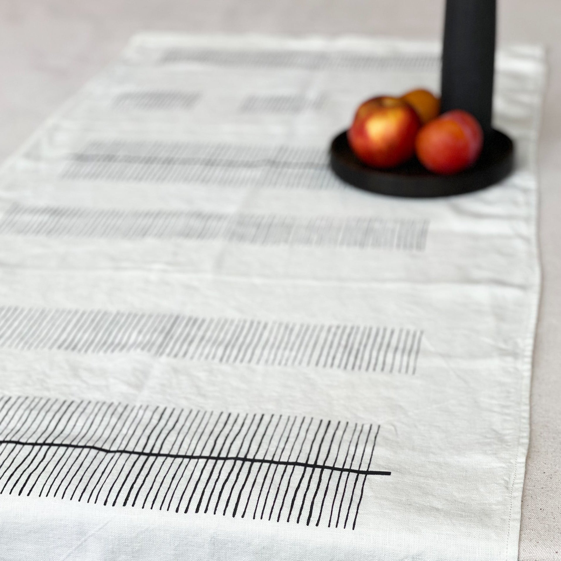 Charcoal Ploma Ivory Table Runner