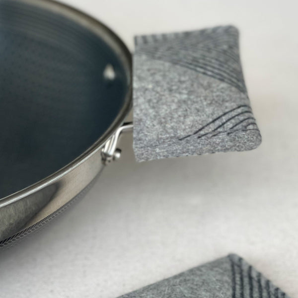 Charcoal Zig Zag Pot Holders, Set of 2