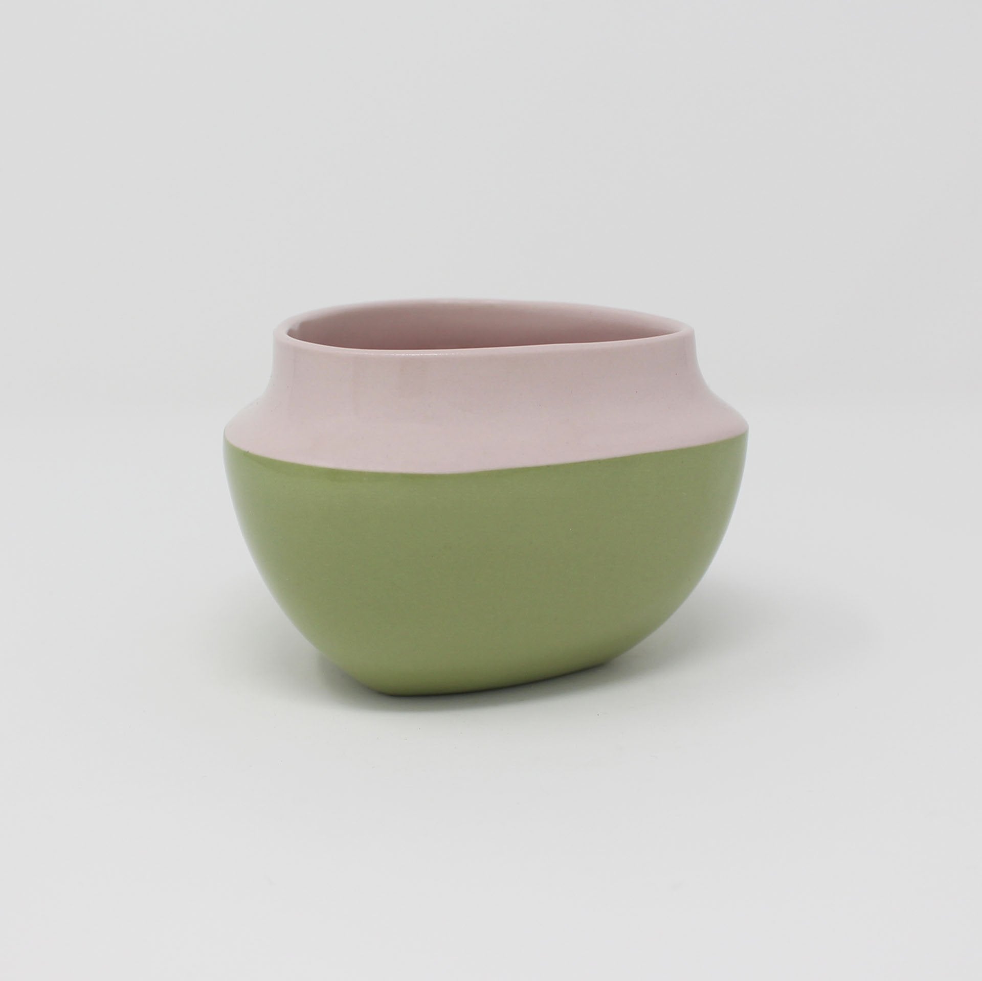 Purple Avocado Top Curve Berry Bowl