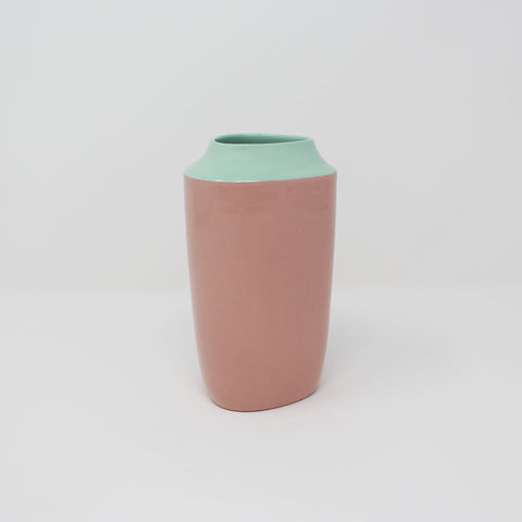 Bermuda Pink Top Curve Short Vase