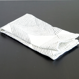 Charcoal Zig Zag Ivory Napkin