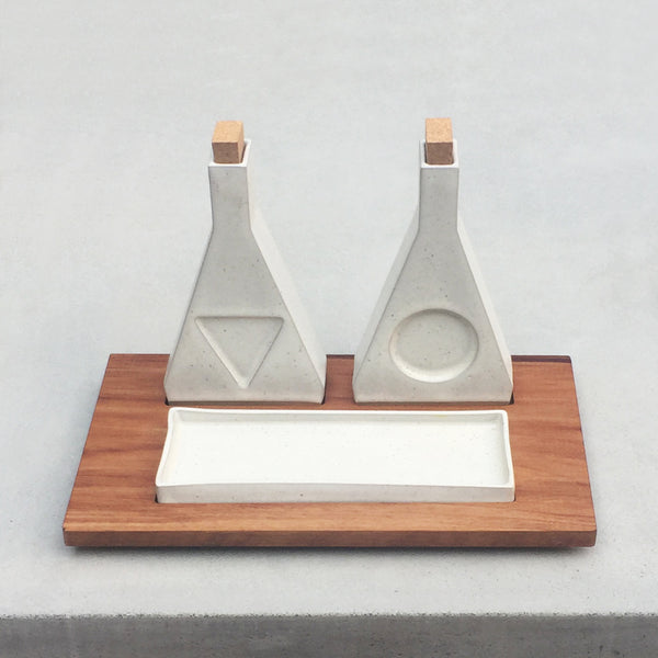 O + V Oil and Vinegar Set