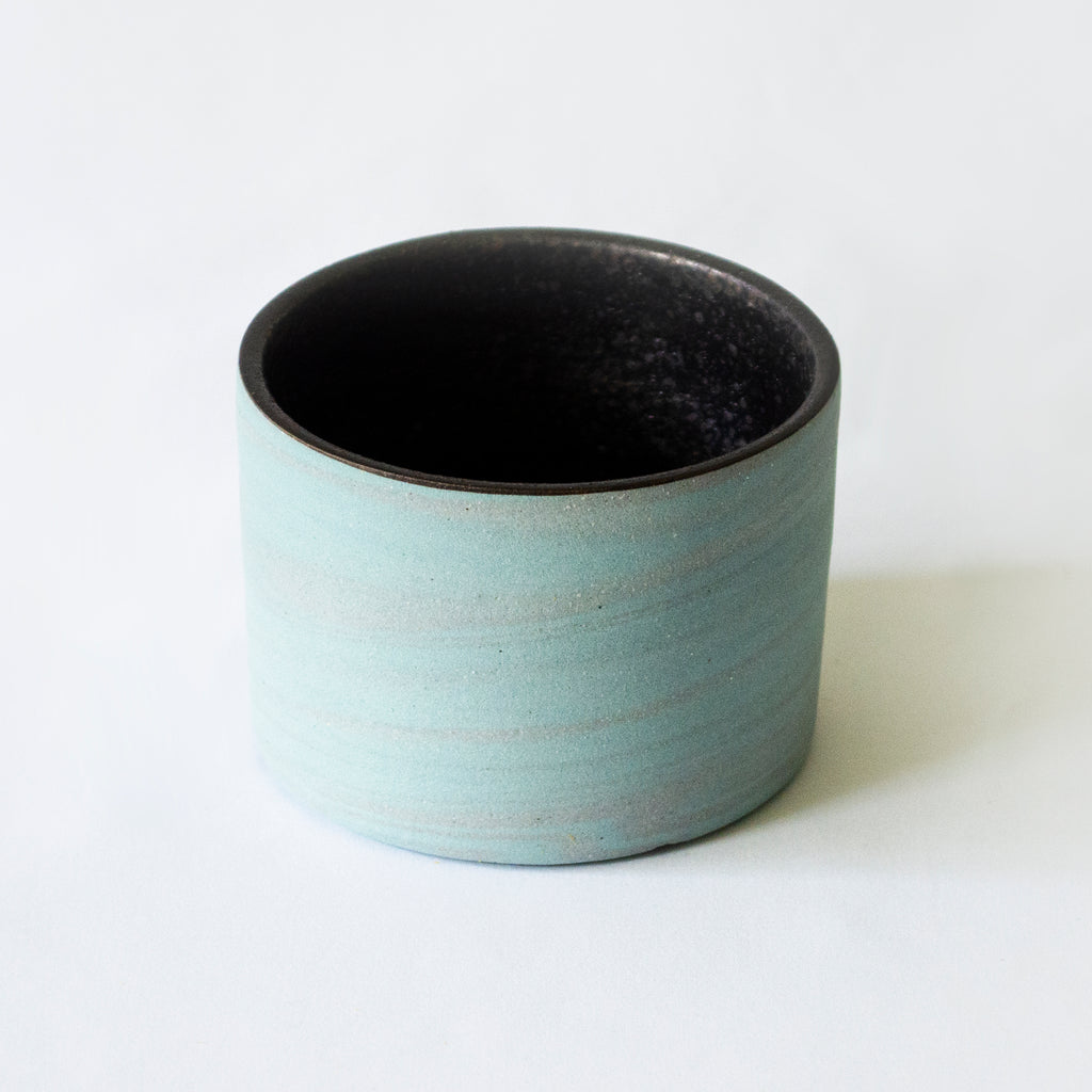 quart plant pot Quarter Size Planter Green x Gray